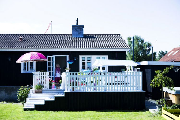 Web Exclusive: Danish Happy Home