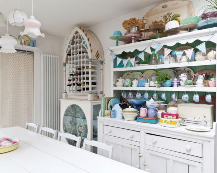 Inside Sharon Hearne-Smith’s 1950s-style kitchen