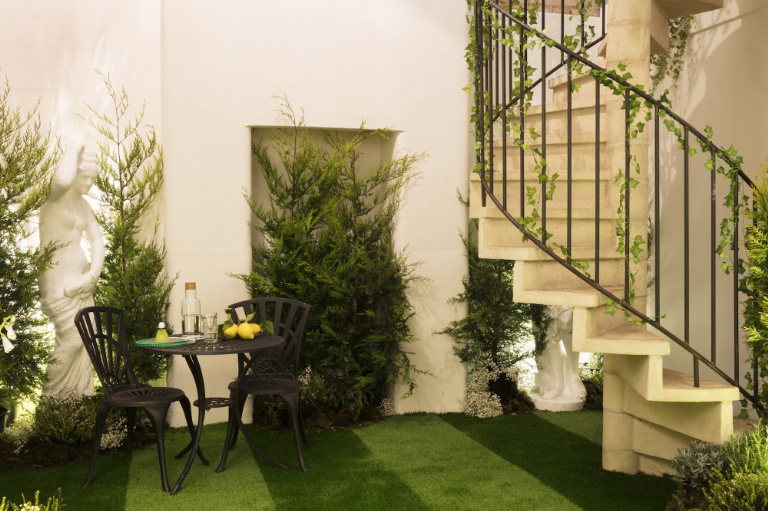 greenery house airbnb pantone