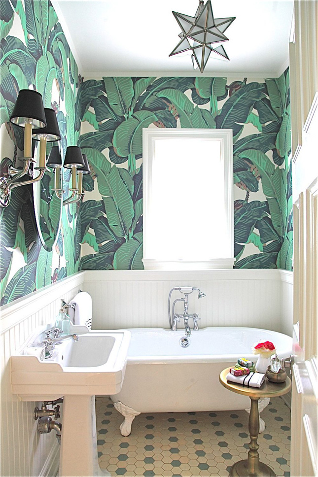 17 times that wallpaper in a bathroom stole the show | HouseAndHome.ie