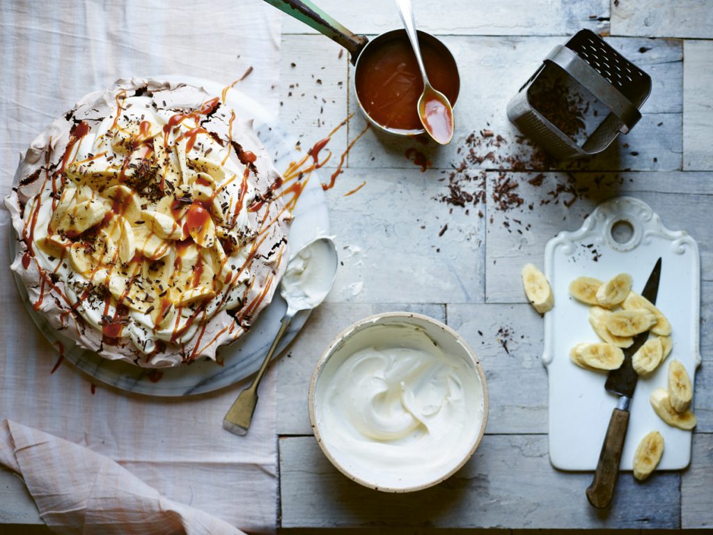 chocolate pavlova dinner party dessert recipe rachel allen home baking cookbook