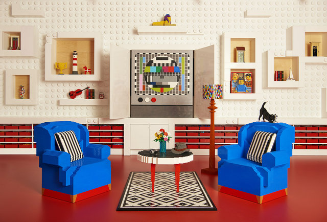 Real best sale lego house