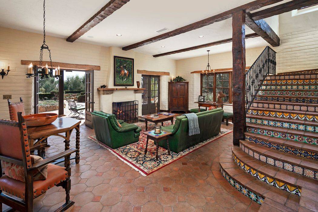 Look Inside Ellen Degeneres 11 Million Montecito Estate Houseandhomeie 5509