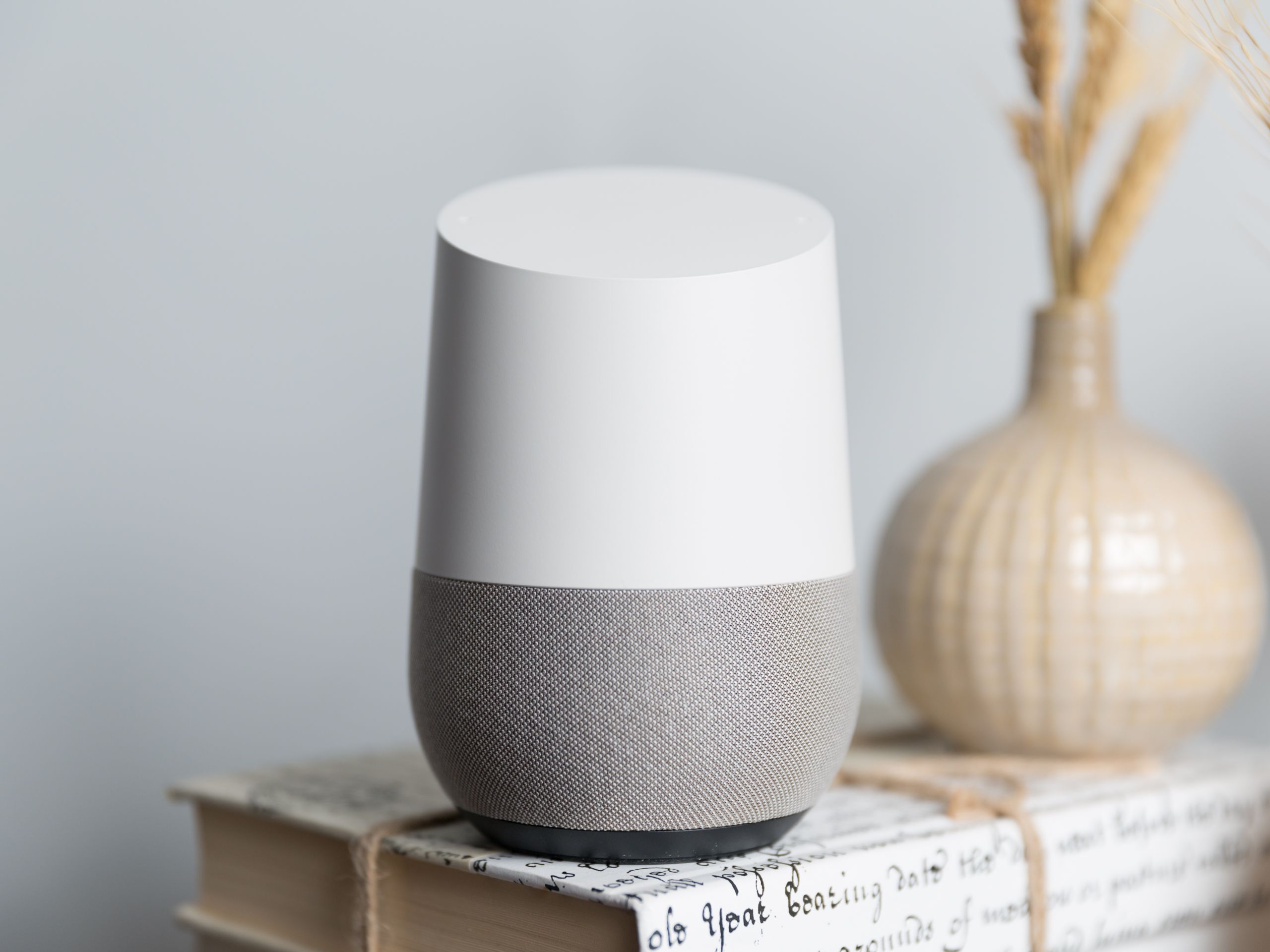 Google Home has launched in Ireland, and it knows what the ...