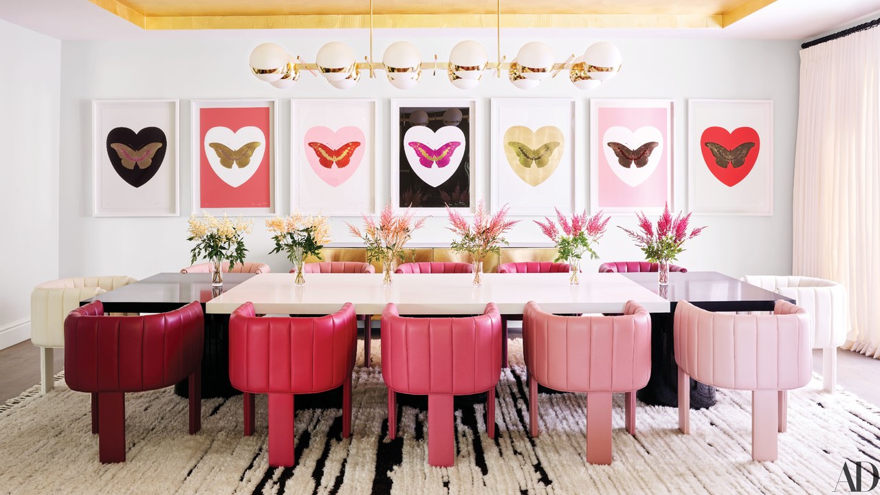 kylie jenner's home dining room lip kit colours