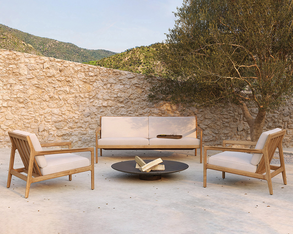 Image of outdoor furniture from Cadesign.ie, House and Home May-June22