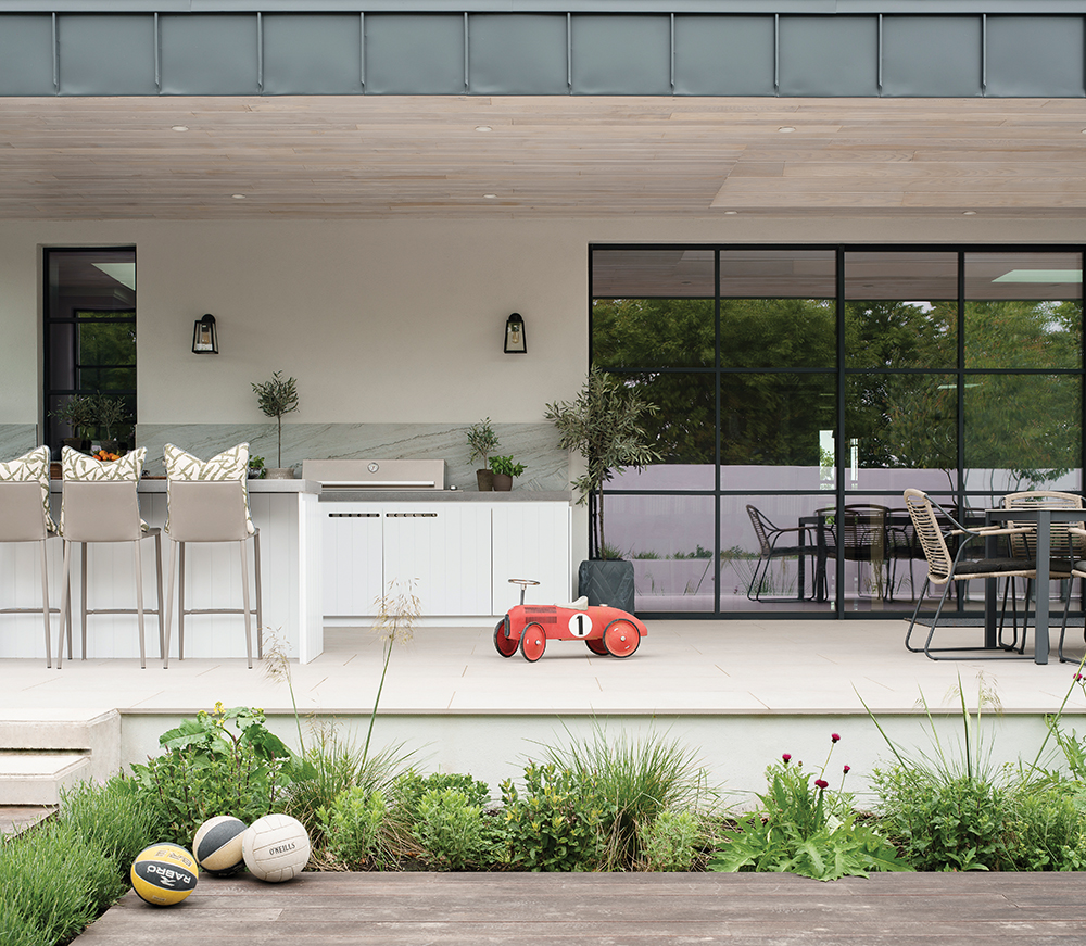 Image of an outdoor kitchen renovation from House&Home magazine