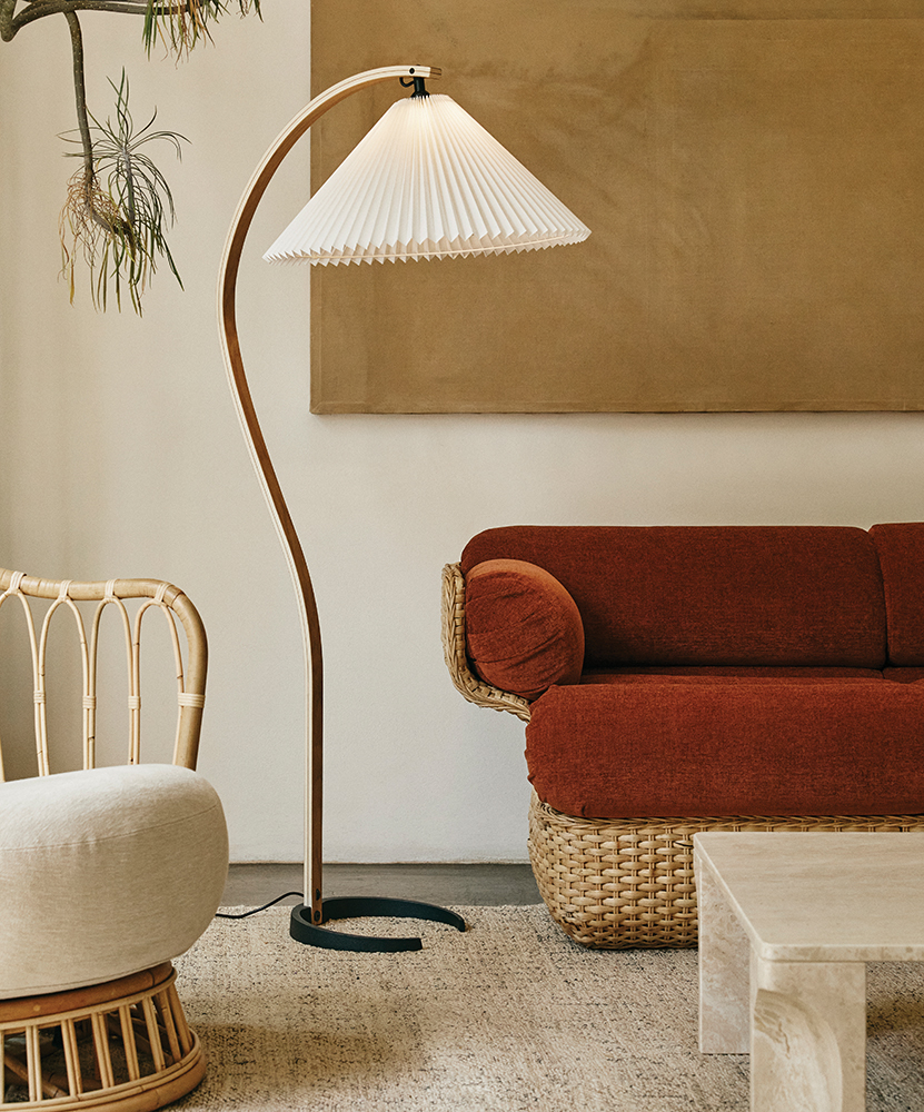 Image of Gubi Timberline ﬂoor light, from €799, Hickenlighting.com