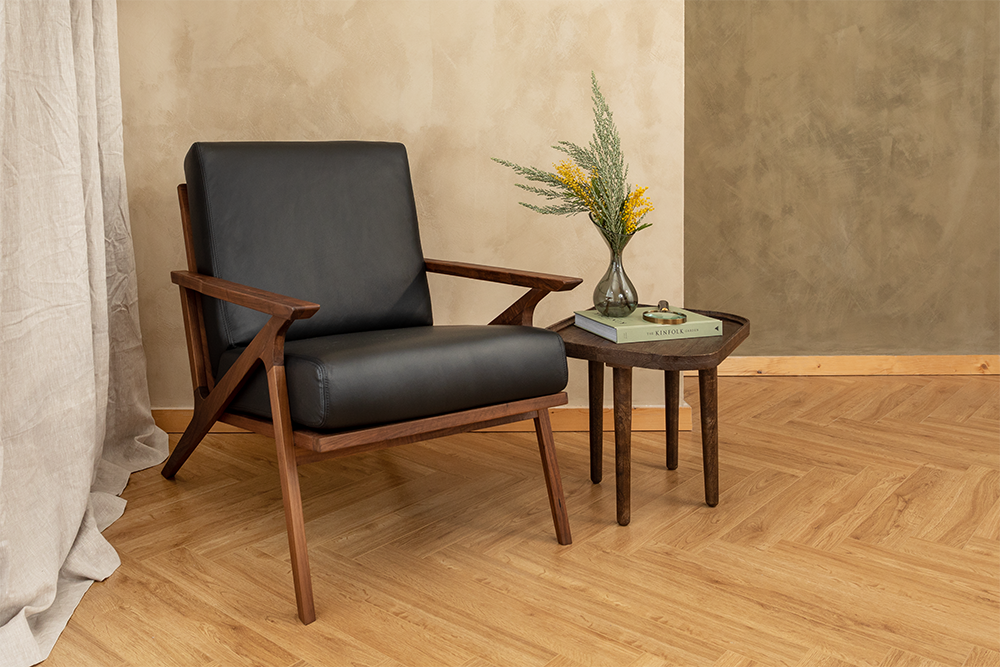 Image of EZLiving Henrik Lounge Chair Walnut Black