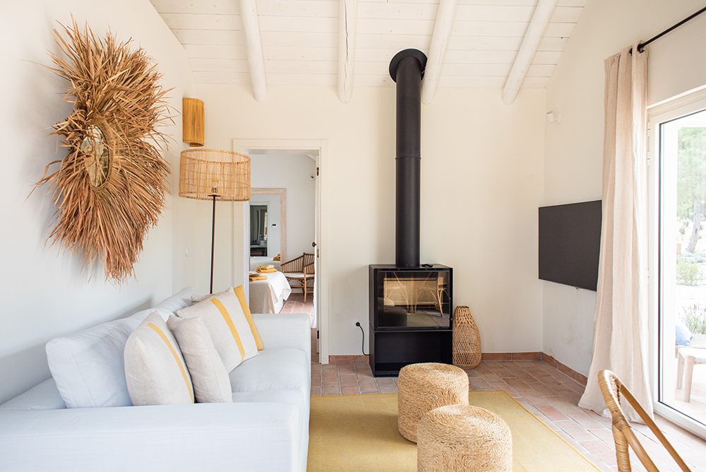 Image of a villa living room at the Independente Comporta hotel, Portugal