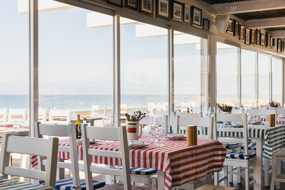 Image of the Sal restaurant, Carvalhal beach, Portugal