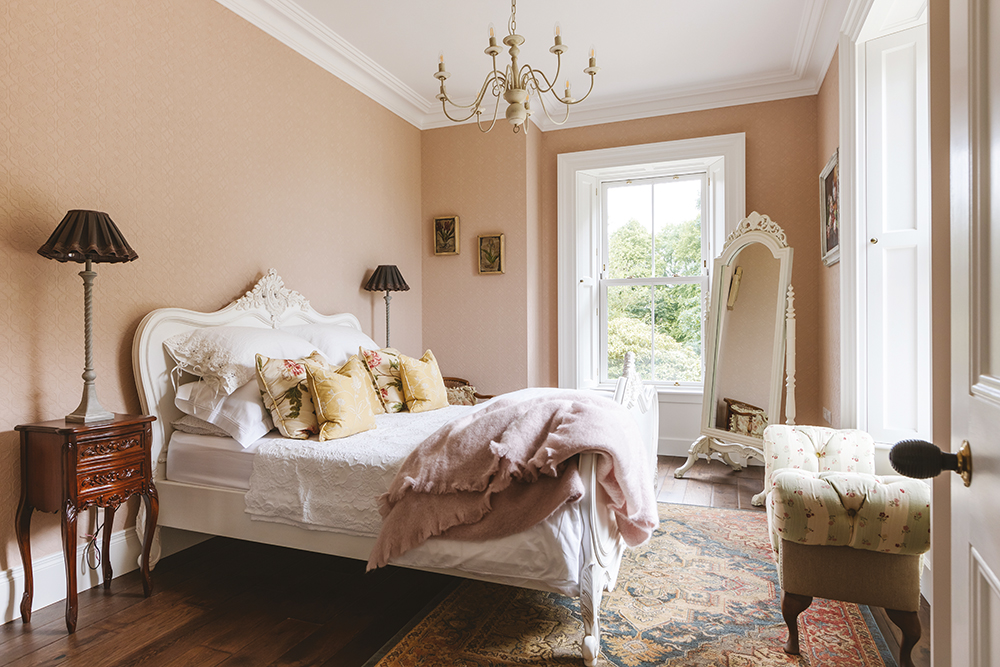 Image of the master bedroom in Ballyreagh House, Co Antrim