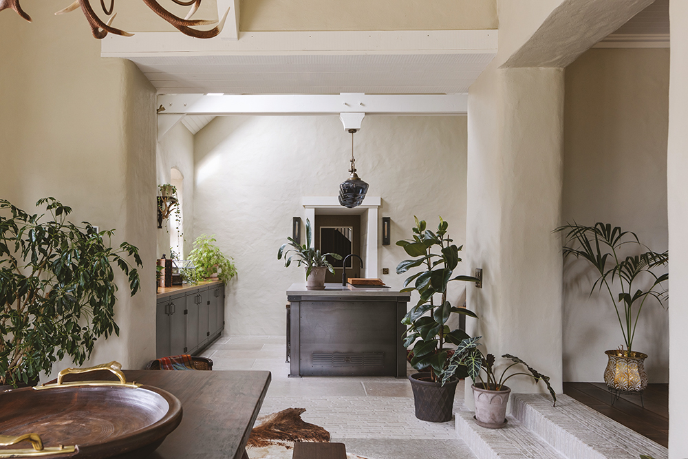 Image of the kitchen in Ballyreagh House, Co Antrim