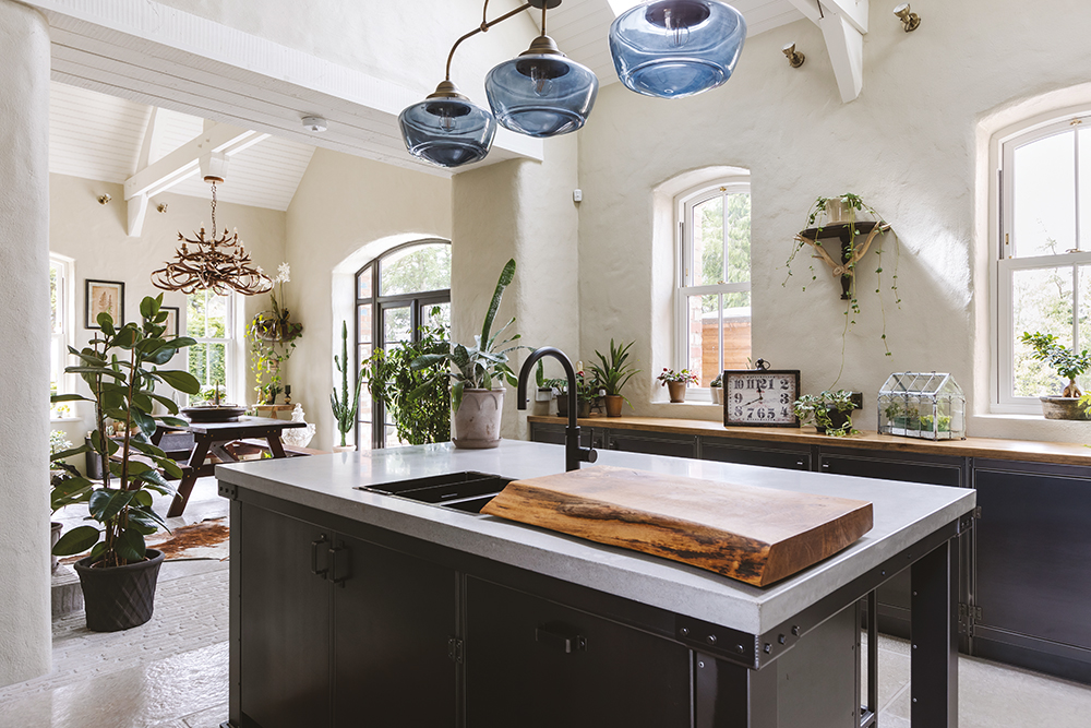 Image of the kitchen in Ballyreagh House, Co Antrim