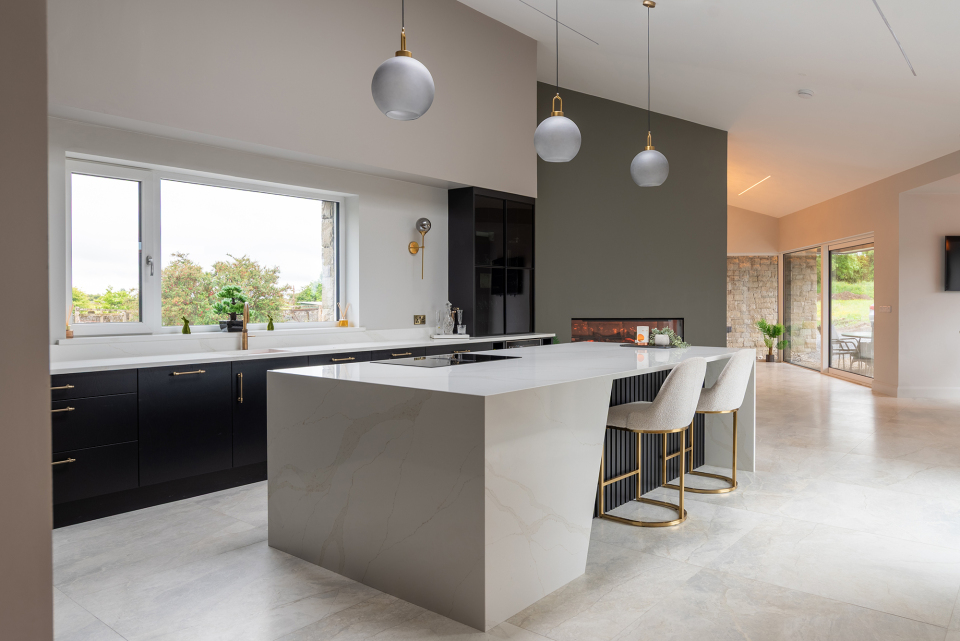 Kitchen storage island