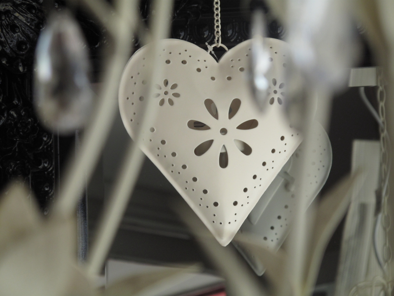 cream hanging light heart decoration