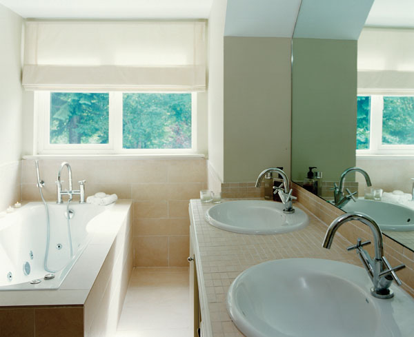 Bathroom Windows Dublin designer fiona simmonds's seventies dormer bungalow | houseandhome.ie Bathroom Windows Dublin designer fiona simmonds's seventies dormer bungalow | houseandhome.ie